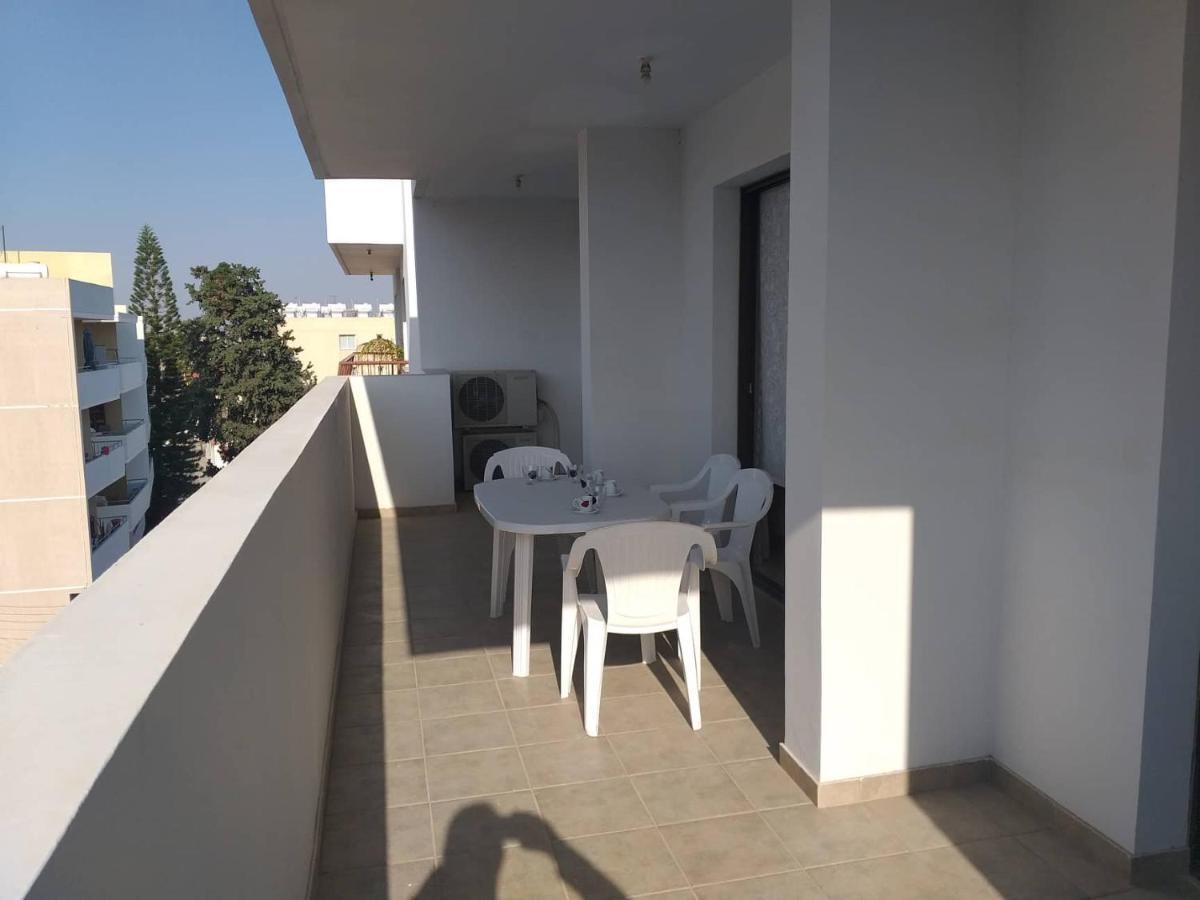 Horizon Luxury Apartment 4 Lárnaca Exterior foto