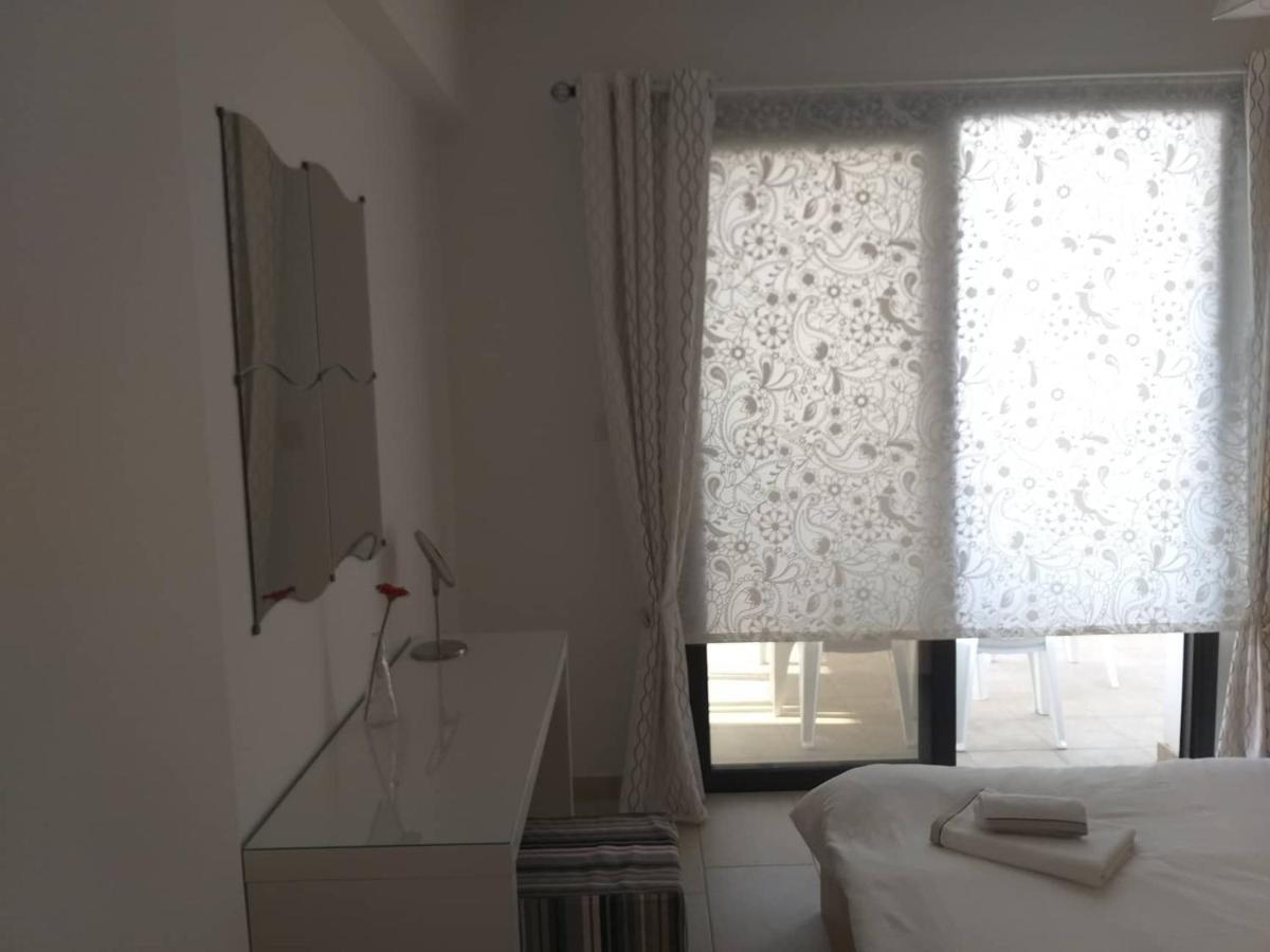 Horizon Luxury Apartment 4 Lárnaca Exterior foto