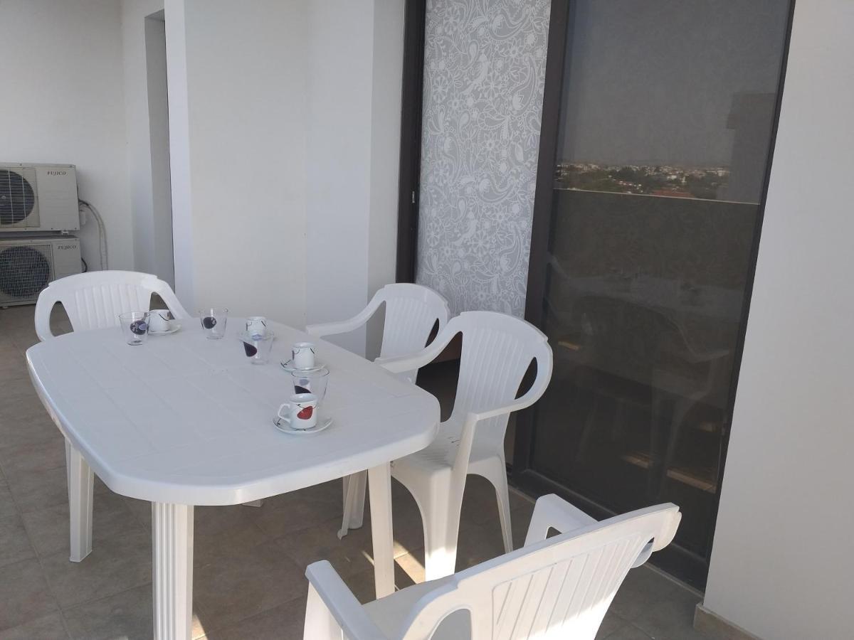 Horizon Luxury Apartment 4 Lárnaca Exterior foto